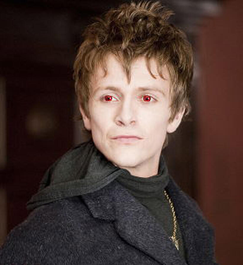 Demetri (Charlie Bewley)