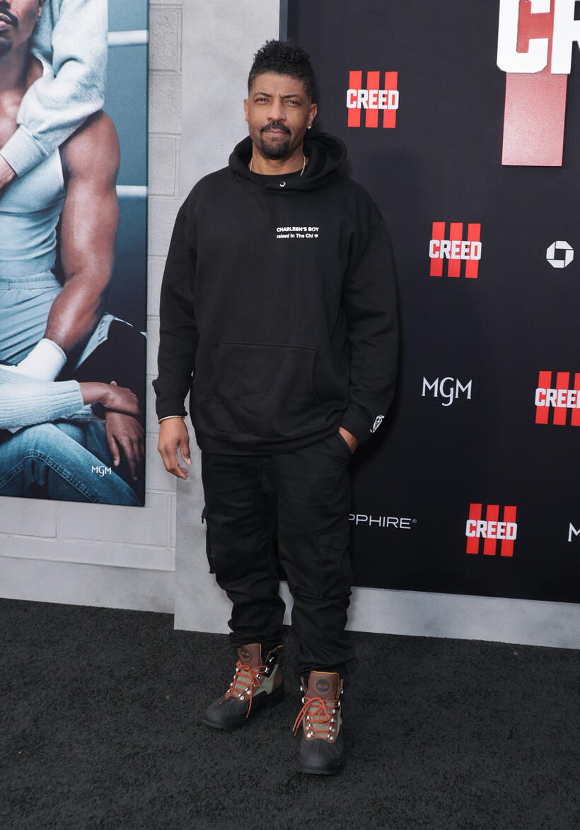 
	Deon Cole
