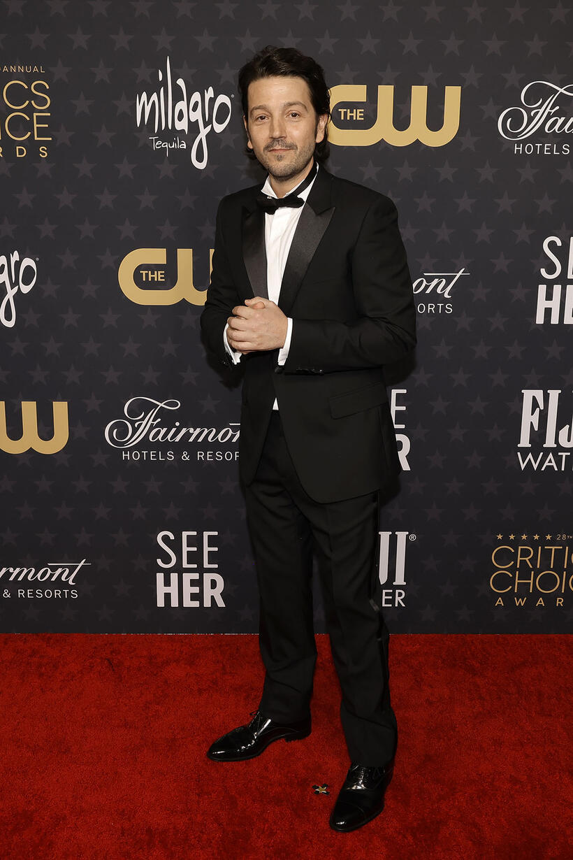 
	Diego Luna

