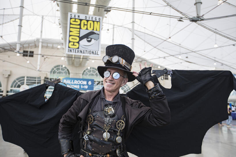 
	Dean LeCrone as Dr. Artemus Peepers
