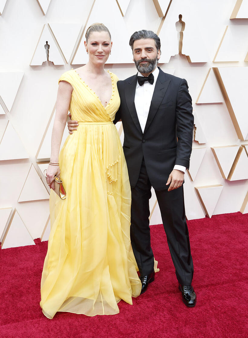 
	Elvira Lind and Oscar Isaac
