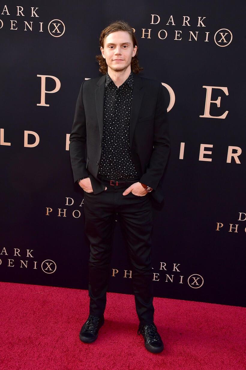 
	Evan Peters

