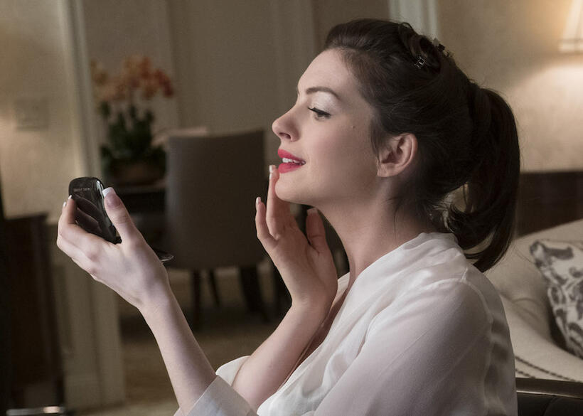 
	Daphne Kluger (Anne Hathaway)
