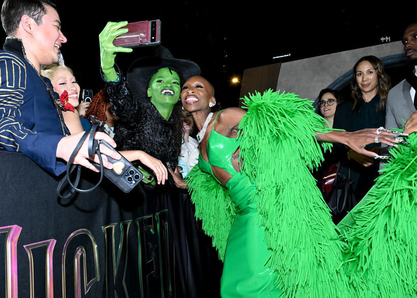 
	Cynthia Erivo and Elphaba cosplayer
