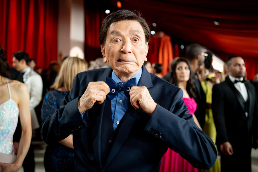 
	James Hong
