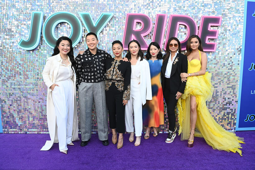 
	Sherry Cola, Sabrina Wu, Stephanie Hsu, Teresa Hsiao, Cherry Chevapravatdumrong, Adele Lim and Ashley Park&nbsp;
