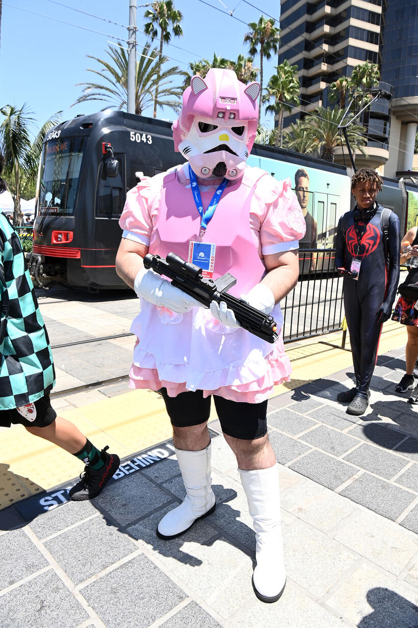 
	Stormtrooper Hello Kitty
