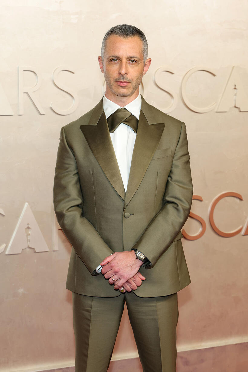 
	Jeremy Strong
