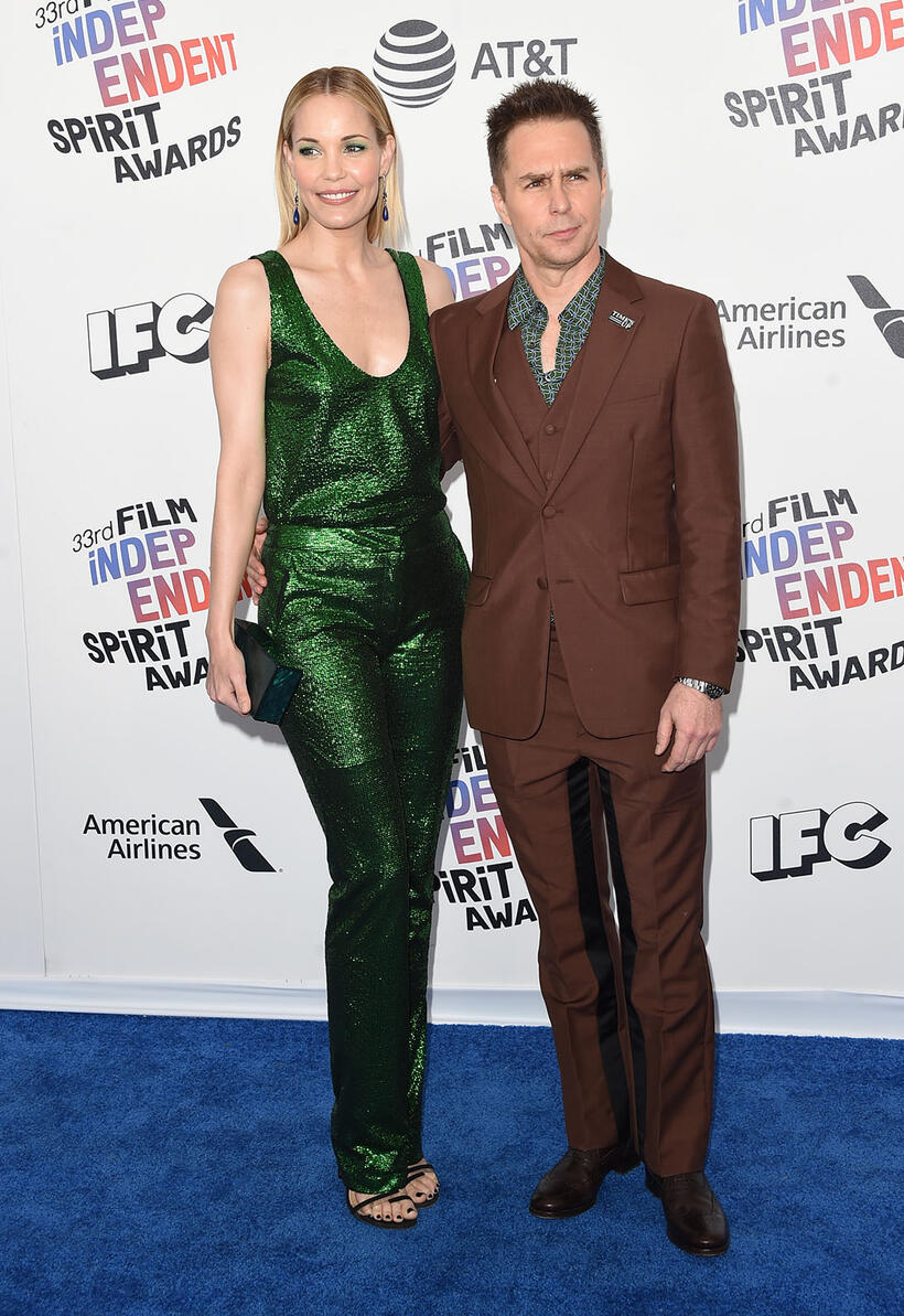 
	Leslie Bibb and Sam Rockwell
