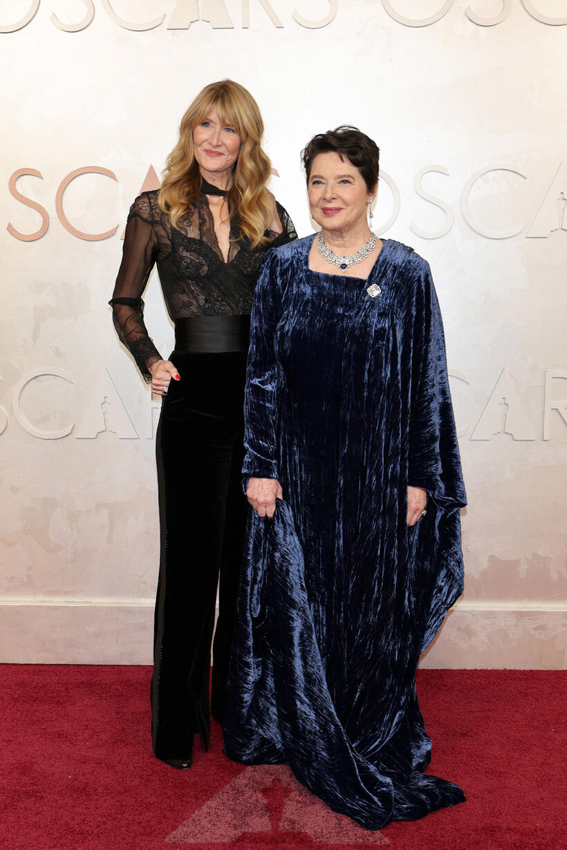 
	Laura Dern and Isabella Rossellini
