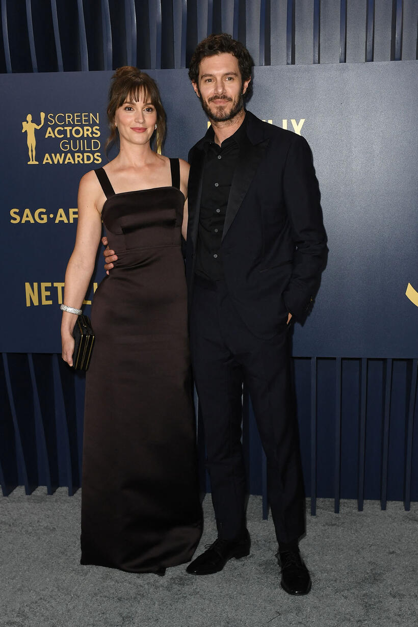 
	Leighton Meester and Adam Brody
