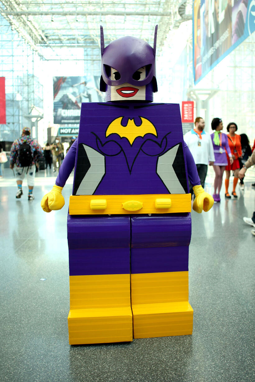 
	Lego Batgirl
