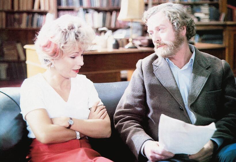 Julie Walters and Michael Caine in Educating Rita