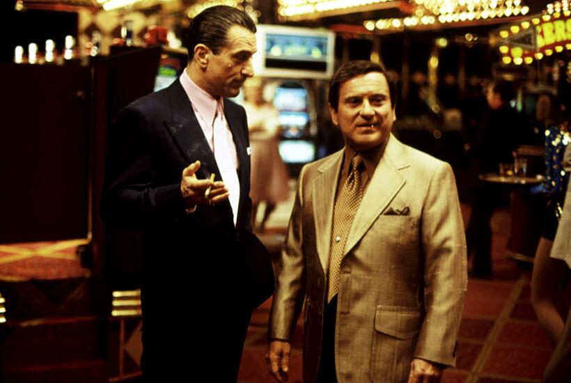 
	Casino
