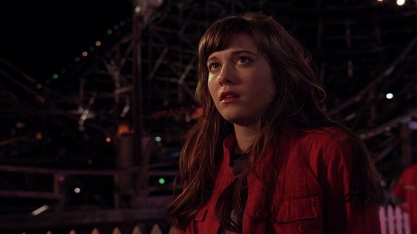 
	65 Horror Movie Hotties
