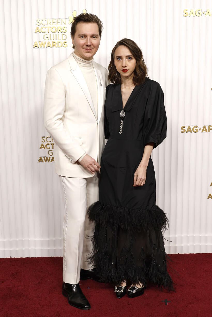 
	Paul Dano and Zoe Kazan
