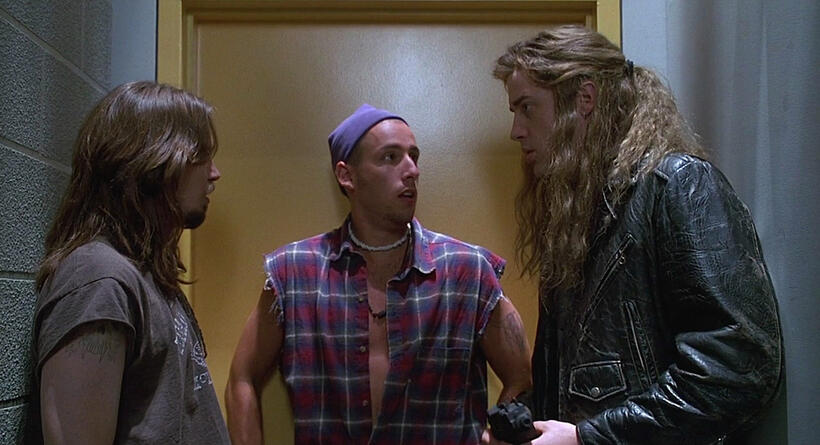 
	Airheads
