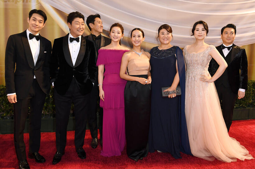 
	Choi Woo-shik, Kang-Ho Song, Lee Sun Gyun, Park So-dam, Cho Yeo-jeong, Lee Jeong-eun, Jang Hye-jin and Park Myung-hoon
