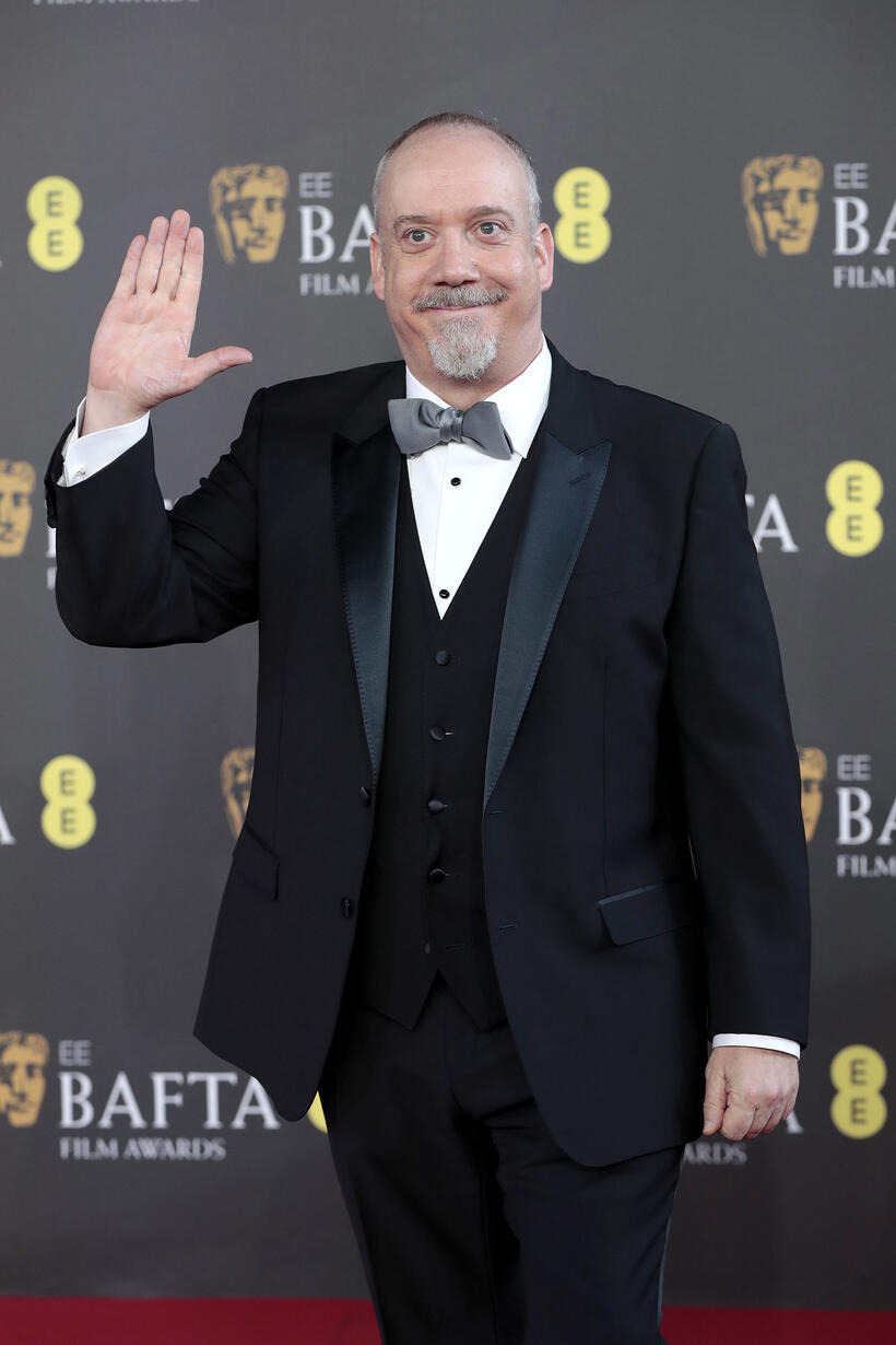 
	Paul Giamatti
