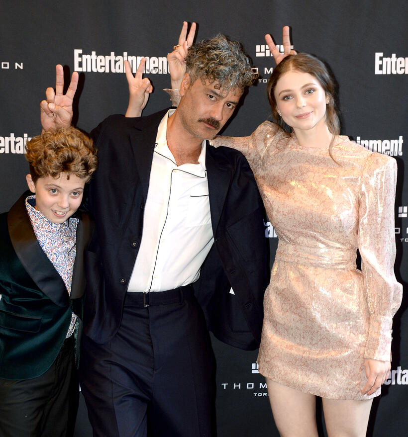 
	Roman Griffin Davis, Taika Waititi and Thomasin McKenzie
