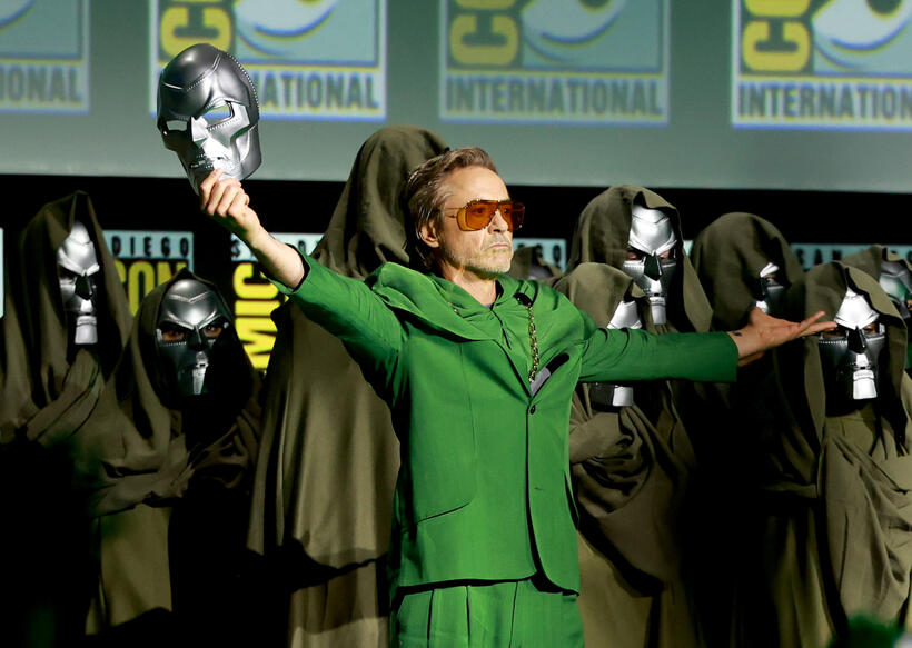 
	Robert Downey Jr.
