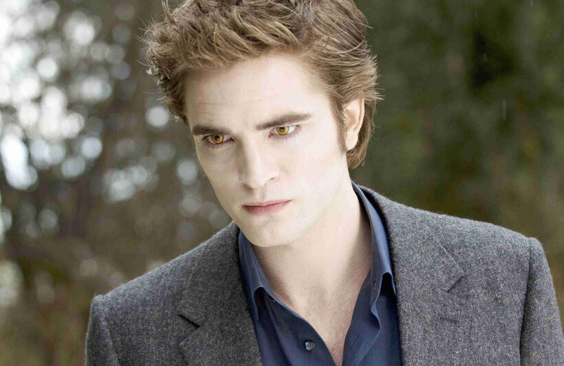 
	Robert Pattinson - TWILIGHT SAGA
