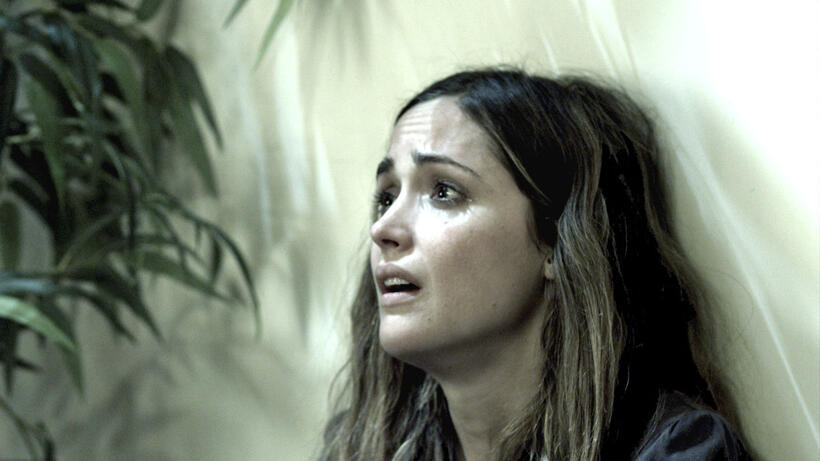 
	65 Horror Movie Hotties
