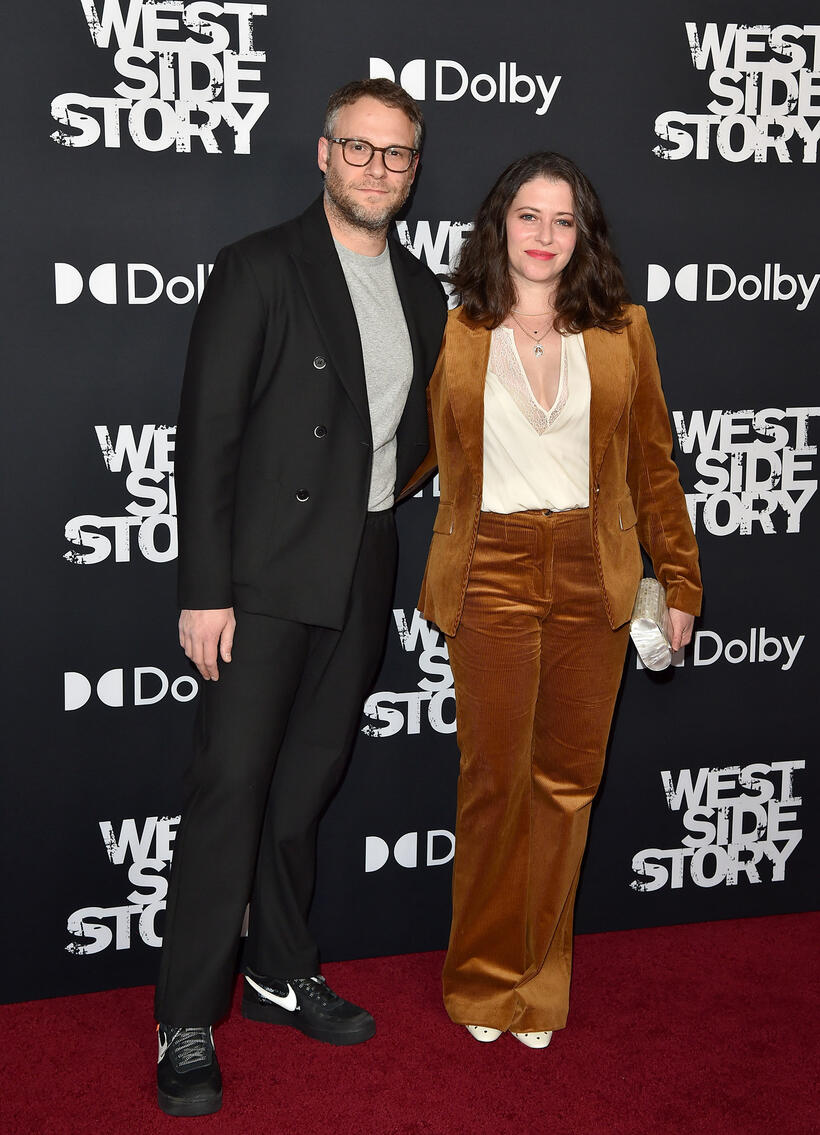 
	Seth Rogen and Lauren Miller
