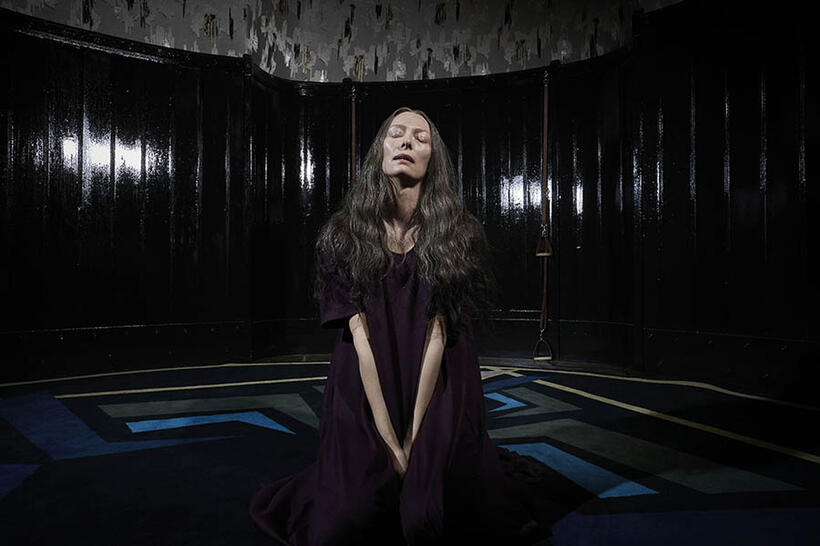 
	SUSPIRIA (NOVEMBER 2) (exclusive)
