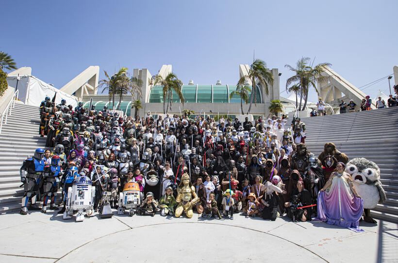 
	Star Wars cosplayers
