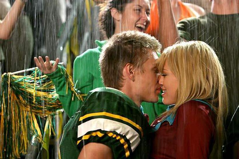 12 Great Kissing in the Rain Scenes