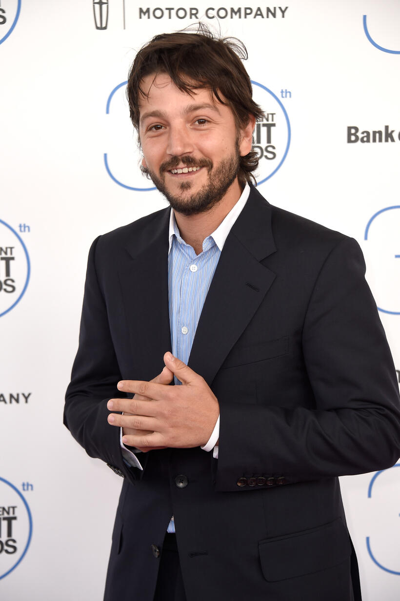 
	Diego Luna
