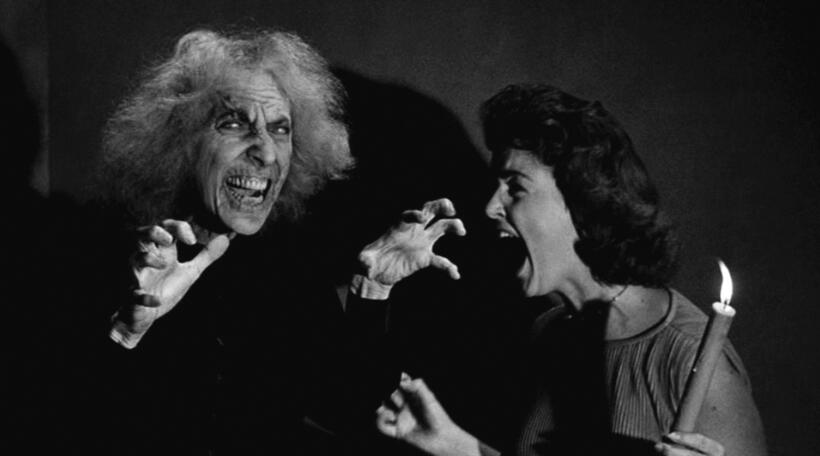 
	House on Haunted Hill (1959)

