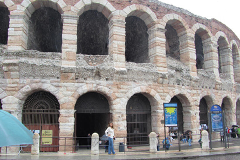 
	Letters to Juliet Locations
