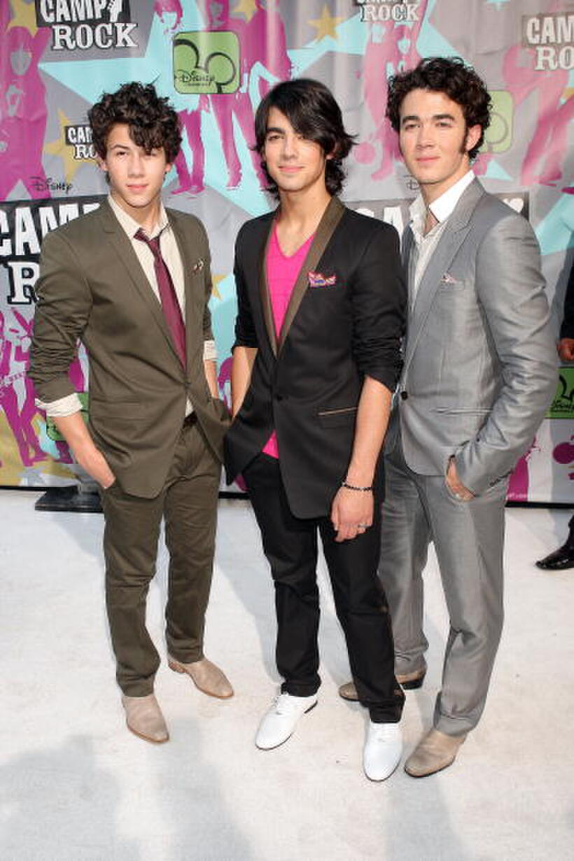 The Jonas Brothers, Ages: 15 - 20
