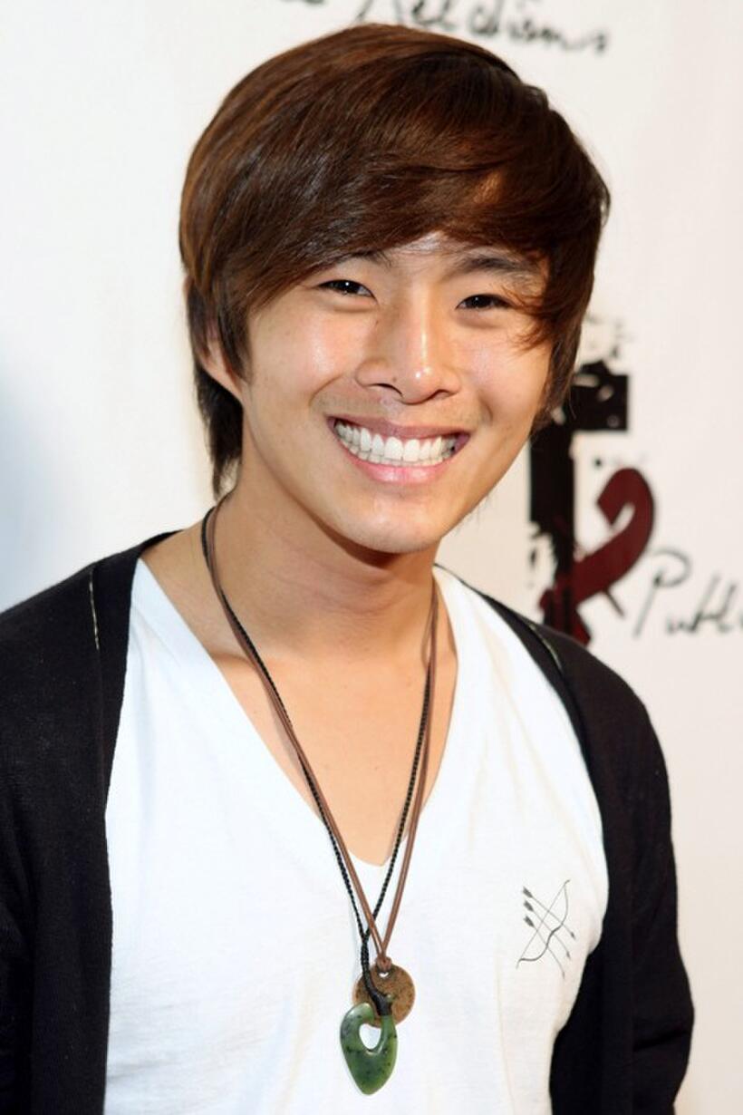 Justin Chon at the 2009 Totally Texty Teen Choice Awards Pre-party.