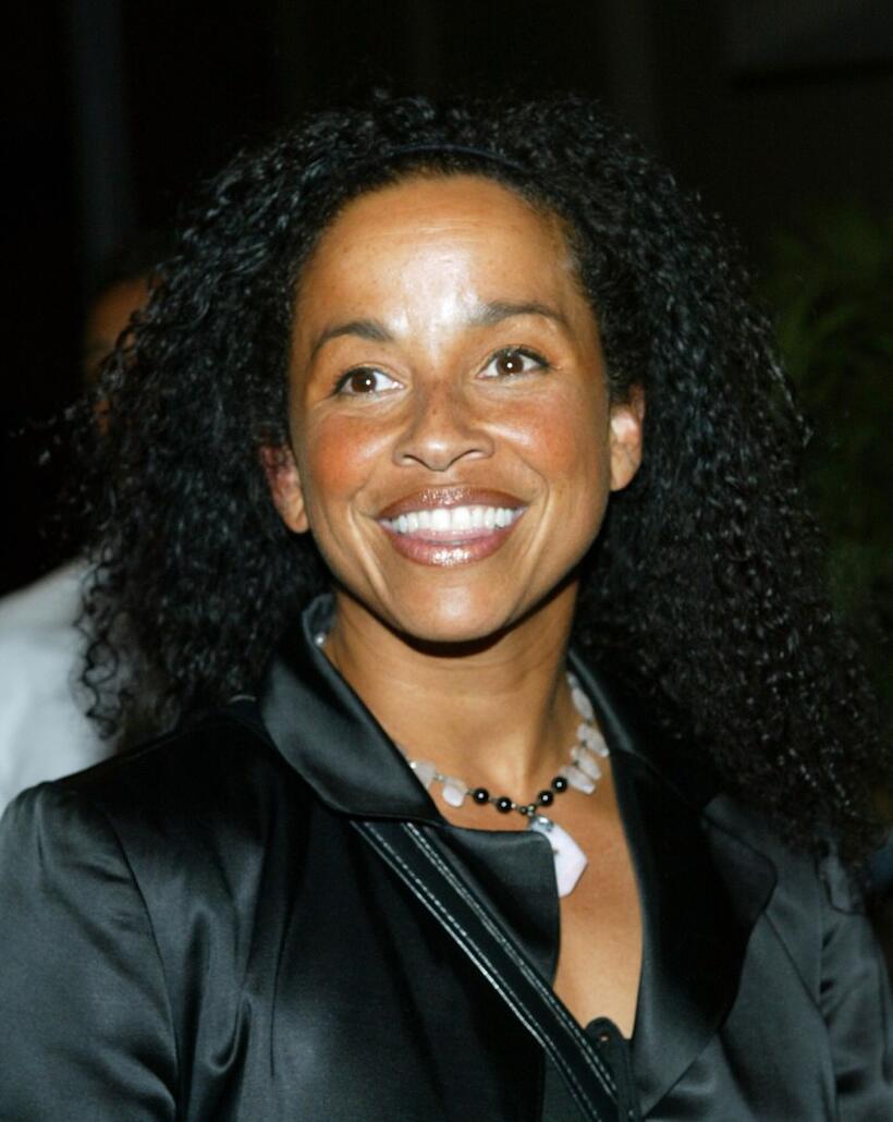 Rae Dawn Chong at the third season premiere of "The Shield".