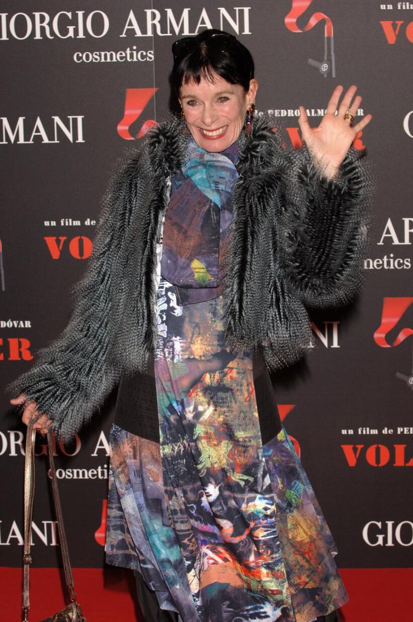 Geraldine Chaplin and her husband at the Spanish premiere for "Volver".