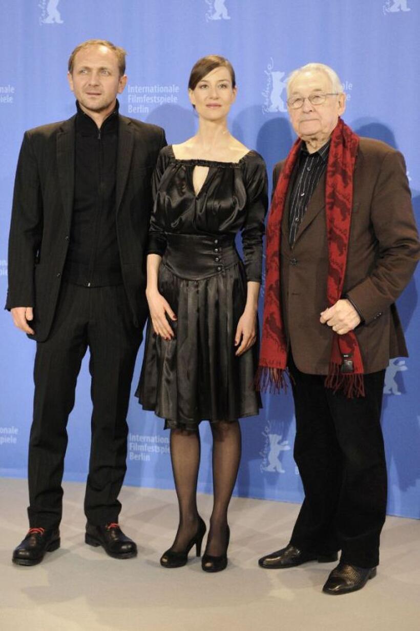 Andrzej Chyra, Maja Ostaszewska and Andrzej Wajda at the photocall of "Katyn" during the 58th International Berlinale Film Festival.
