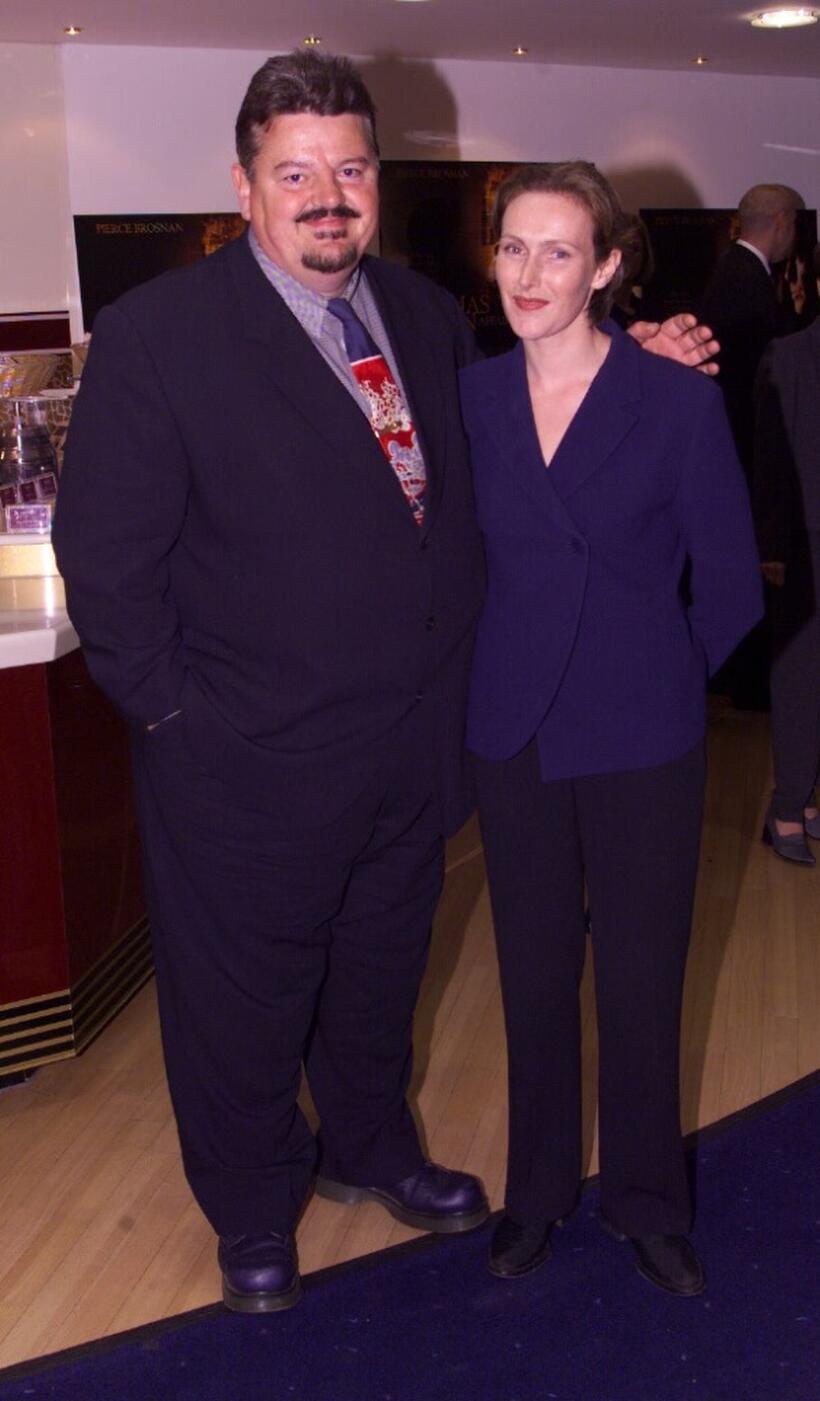 Robbie Coltrane and wife, sculptress Rhona Gemmel, at the premiere of "The Thomas Crown Affair".