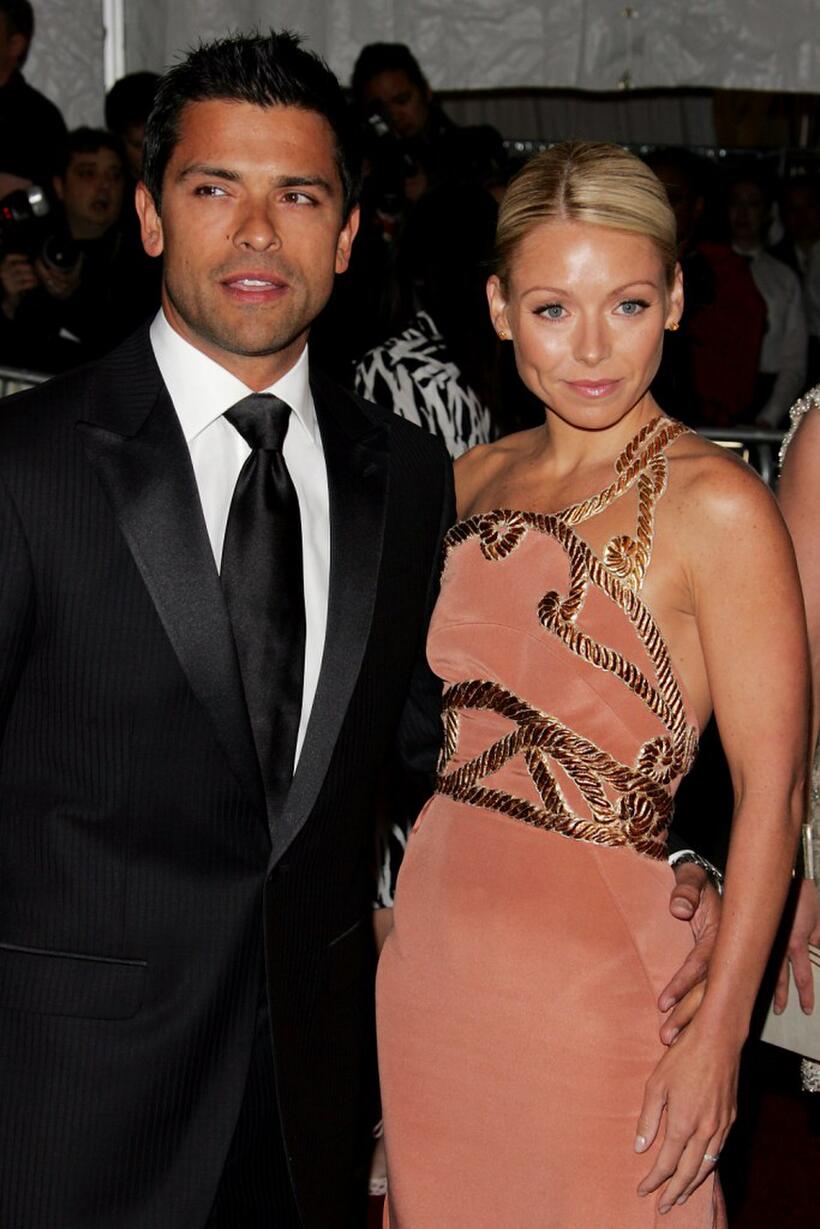 Mark Consuelos and Kelly Ripa at the Metropolitan Museum of Art Costume Institute Benefit Gala "Poiret: King Of Fashion."