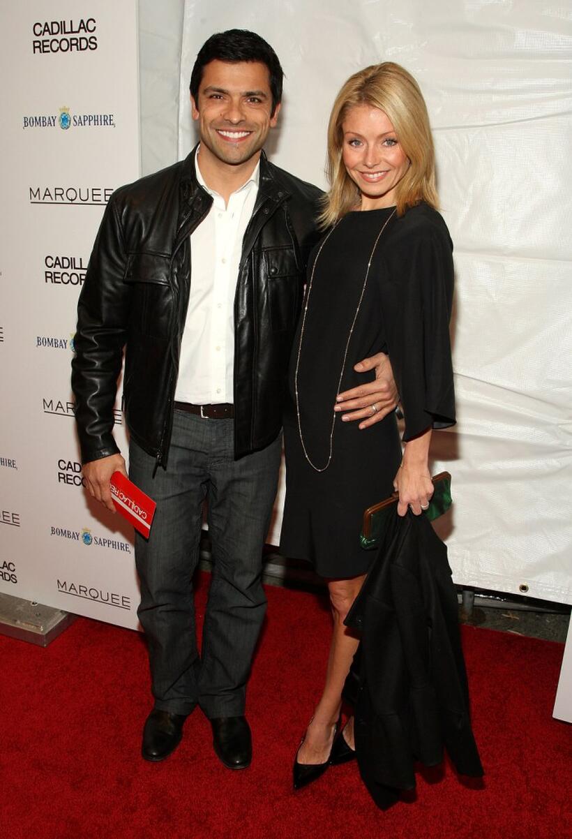Mark Consuelos and Kelly Ripa at the premiere of "Cadillac Records."