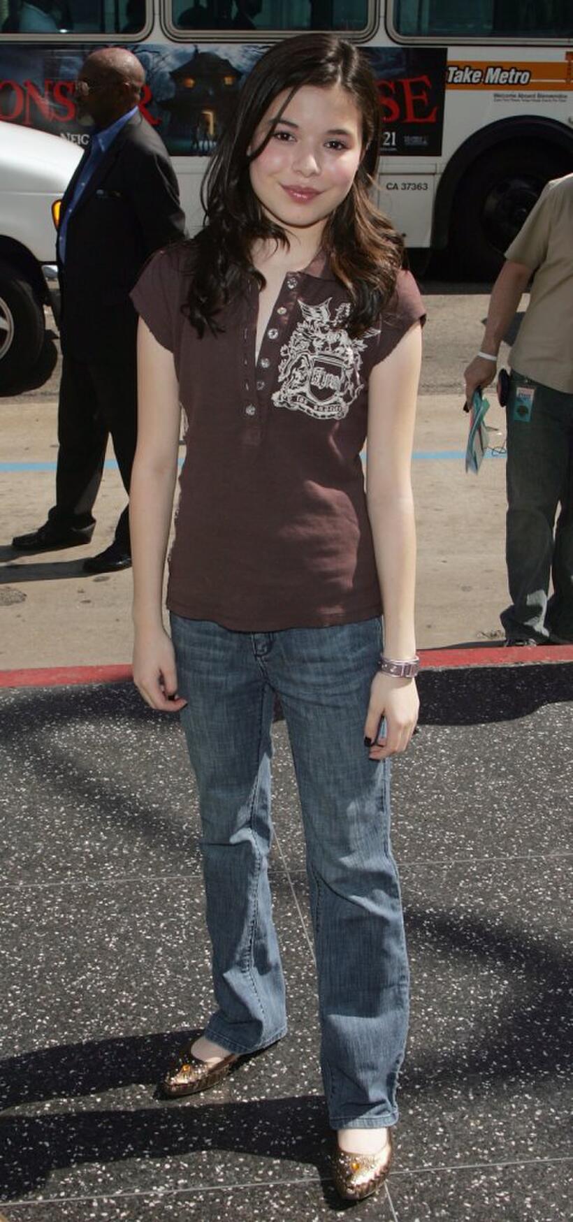 Miranda Cosgrove at the premiere of "Ant Bully."