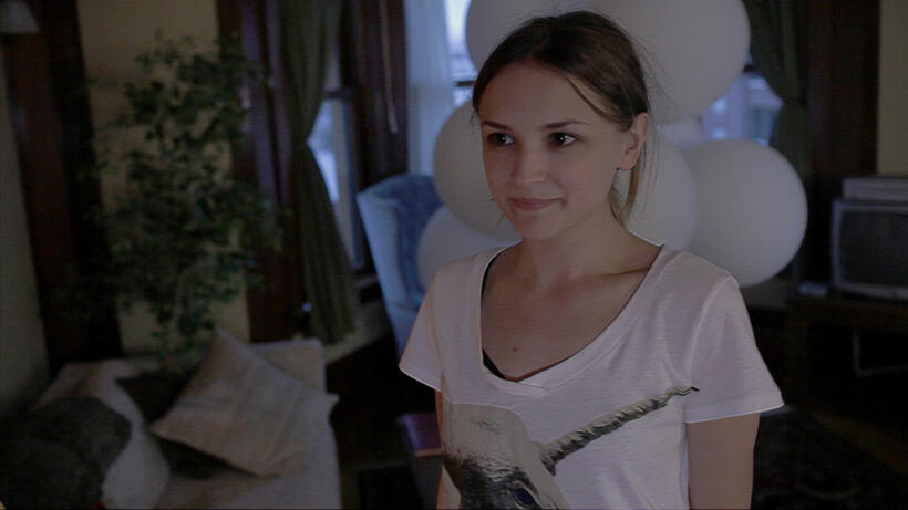 Rachael Leigh Cooke as Lauren King in "Vampire."