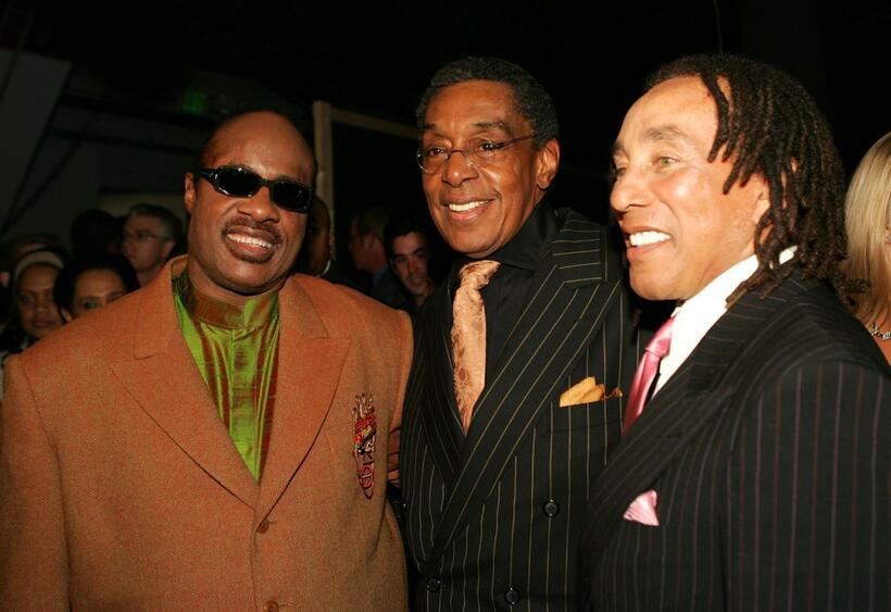 Stevie Wonder, Don Cornelius and Smokey Robinson at the 2005 TV Land Awards.