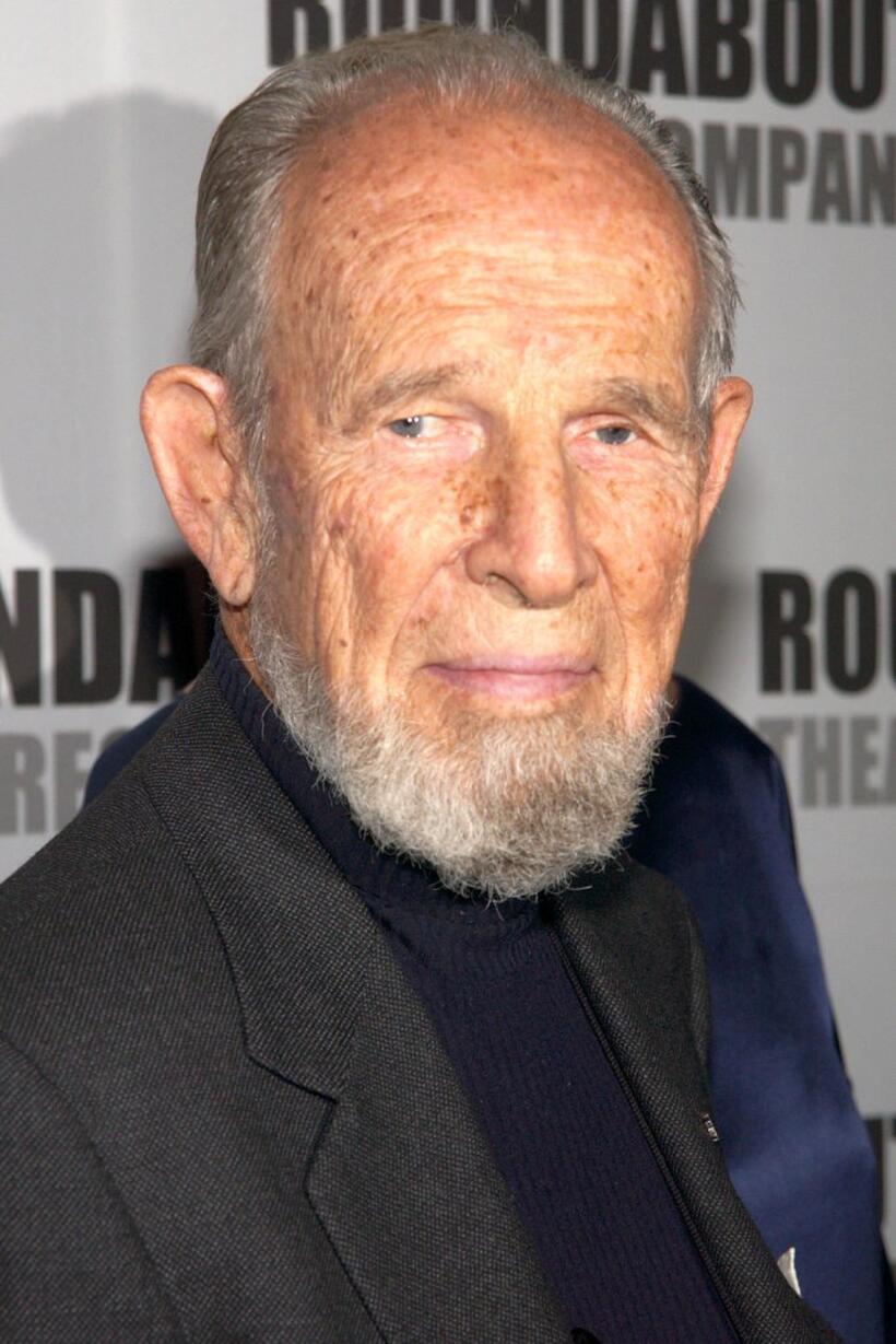 Hume Cronyn at the Roundabout Theater Company's 2002 Spring Gala.