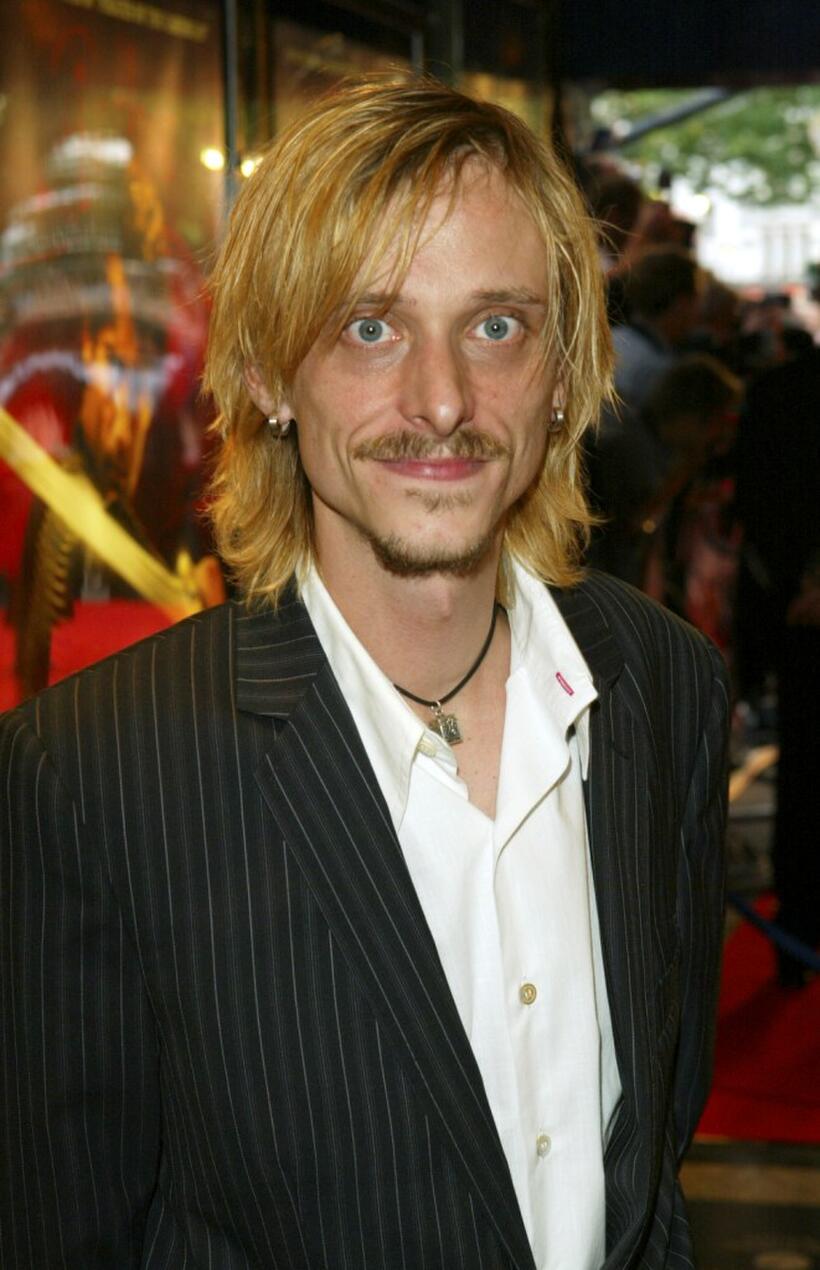 Mackenzie Crook at the European premiere of "King Arthur."