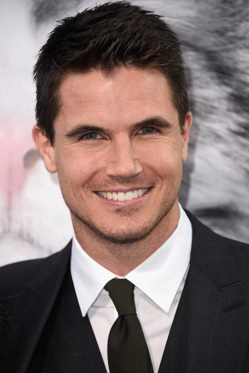 Robbie Amell at the California premiere of "Nine Lives."