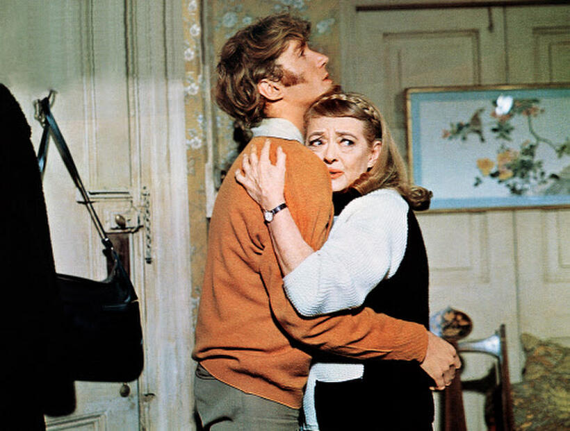 Alexis Kanner and Bette Davis in "Connecting Rooms."
