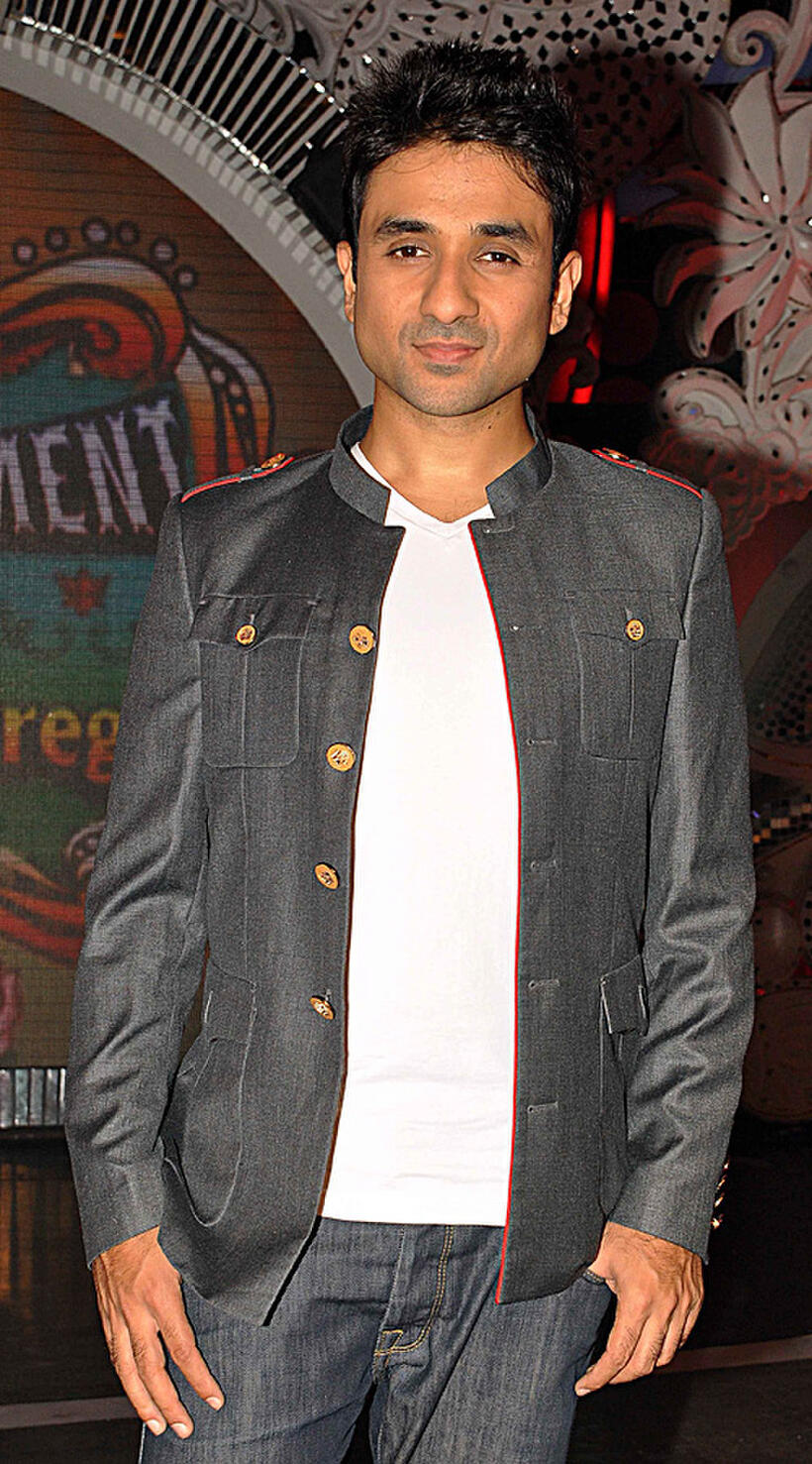 Vir Das at the promotional event of "Delhi Belly" in Mumbai.
